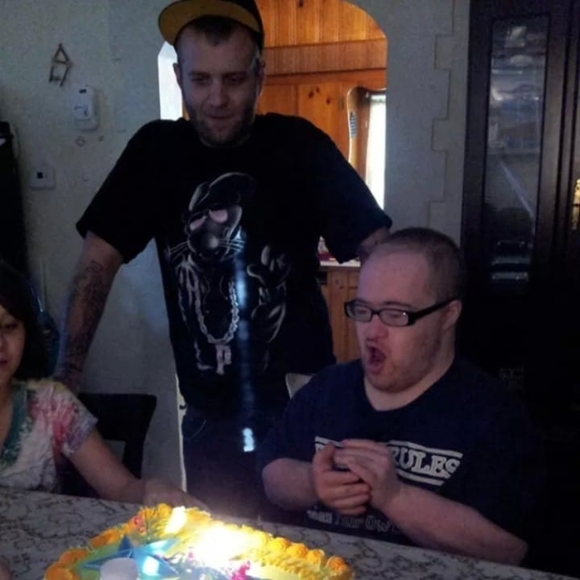 Meet your Posher, Tina - Picture 1 of 1